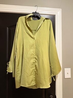 White Fox Boutique Lime Green Button-Front Midi Dress